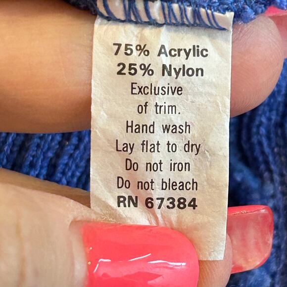 Vintage Anthony Sicari sweater 1980s Made In USA
Size 14 - Picture 6 of 6